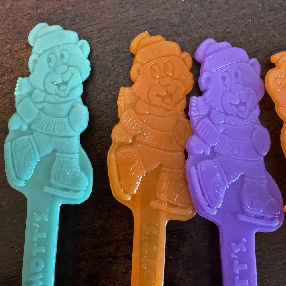7 - 1994/96 MOTT'S Penguin, Bear & Squid Mascot Plastic Collectible Spoons